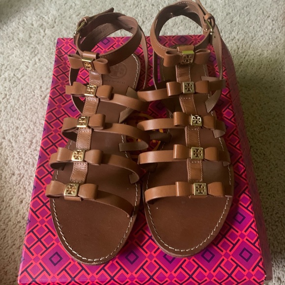 Tory Burch Shoes - Tory Burch Women's Kira Flat Sandal